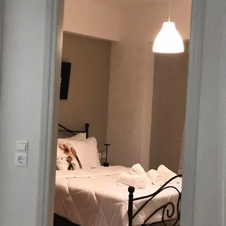 Cozy 4th Floor 2-spaced With Balcony Apartment Heraklion (Crete)